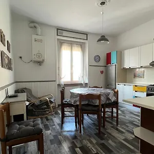 Apartament Il Ritrovo, Luminoso Trilocale In Citta Bergamo